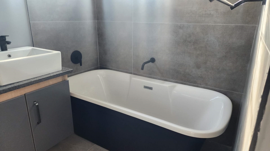 2 Bedroom Property for Sale in Rustenburg North West